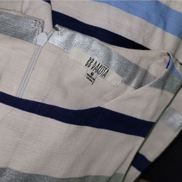 BB Dakota stripped midi dress - Picture 4 of 4